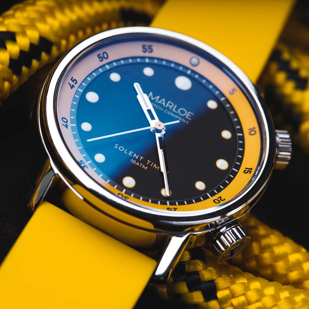 Solent Timer - Cardinal – Marloe Watch Company